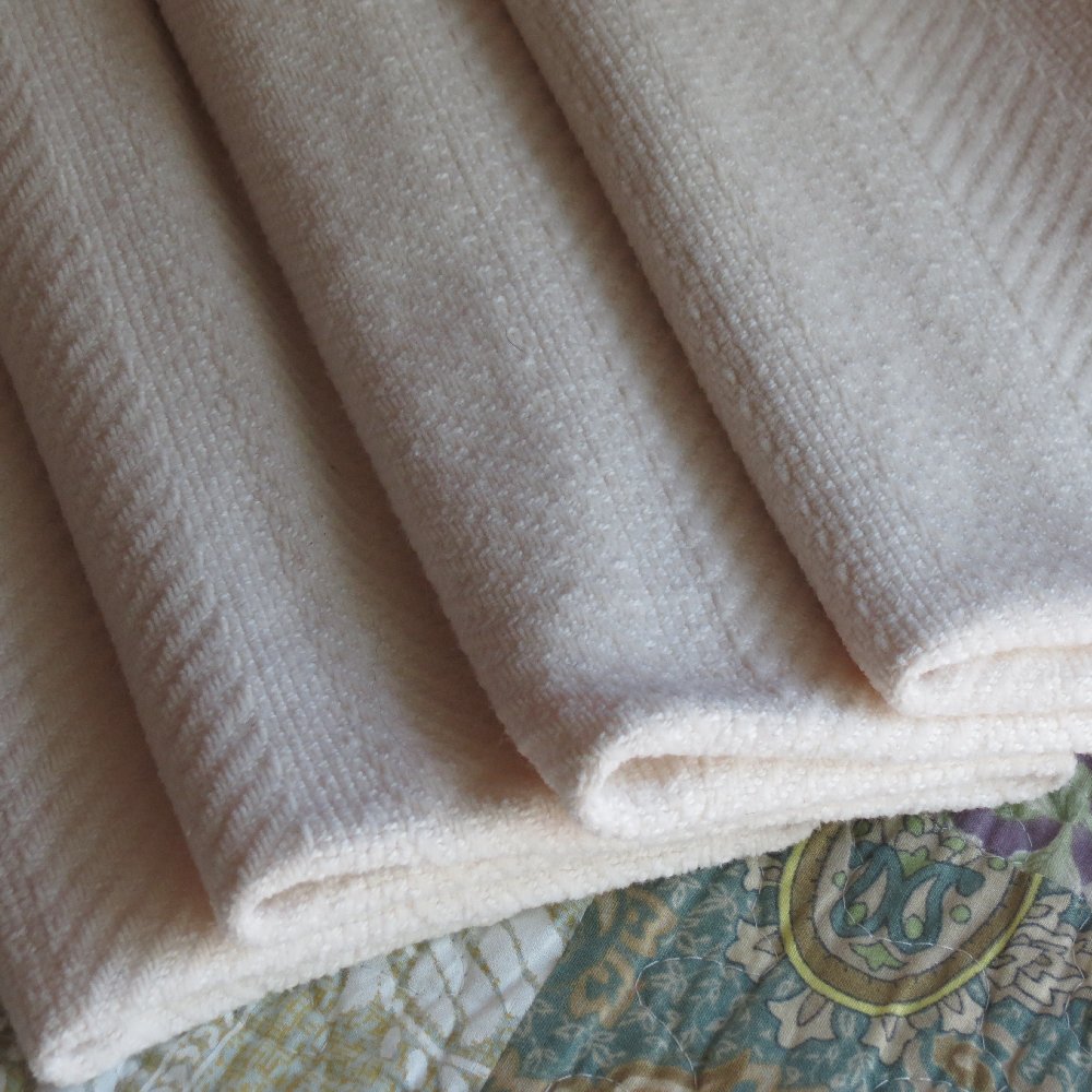 Buffalo Brown Organic Chenille Herringbone Blanket and Throw - Full 80 x 90 - OAM